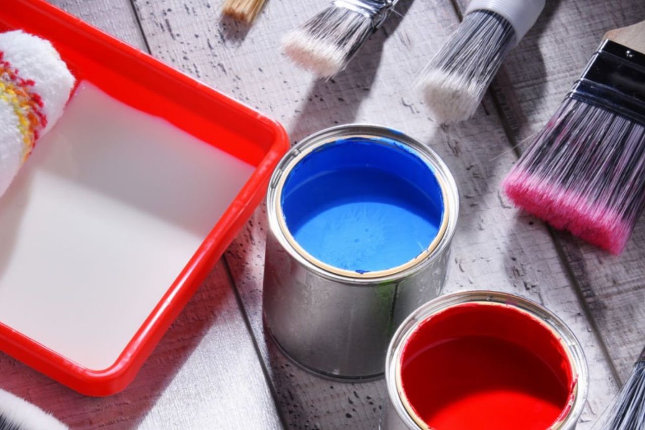 La amplia selección de pinturas de HOPSA para embellecer y renovar tu hogar