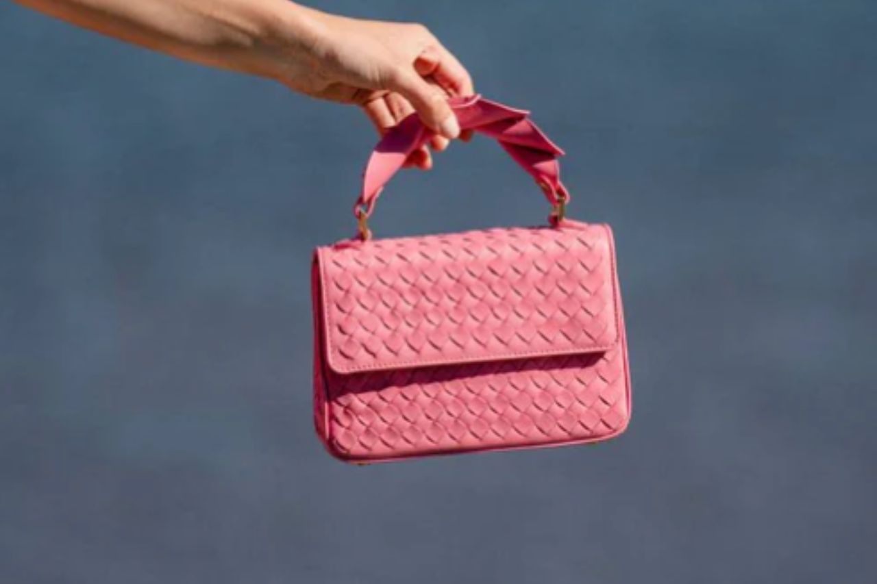 Pons Quintana: elegancia primaveral en España con cada bolso